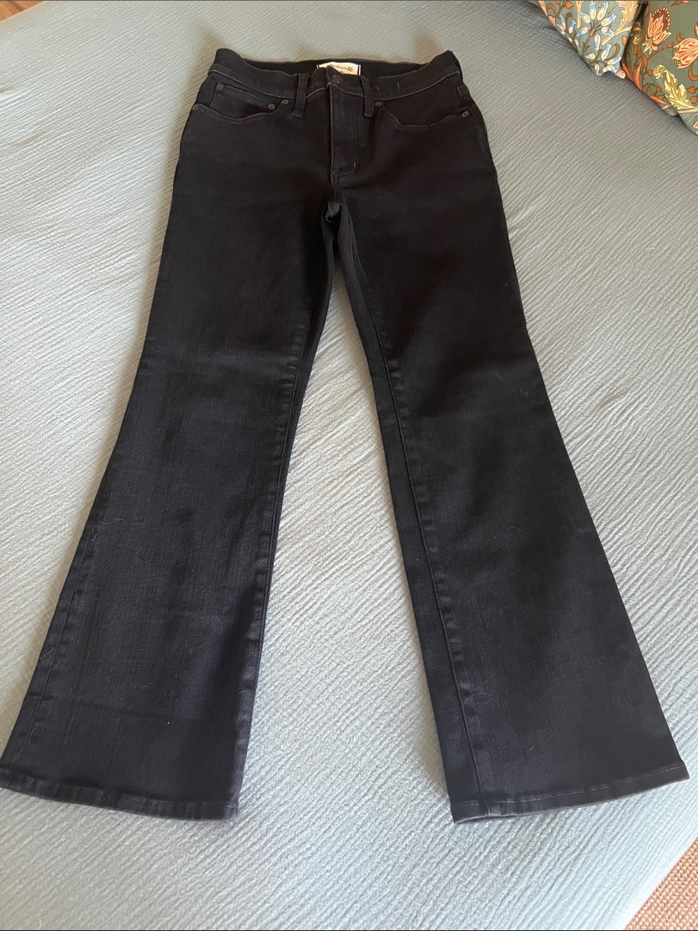 Madewell Mid-Rise Kick Out Jeans